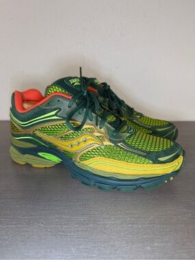 Starcow x Saucony ProGrid Omni 9 Special Edition Sneakers Men’s US 9 Green